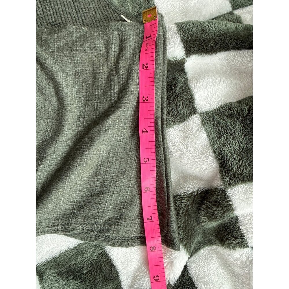 Max Studio Womens Ruched V-Neck Top green Textured Short Sleeve Adjustable Tie W - Picture 5 of 9